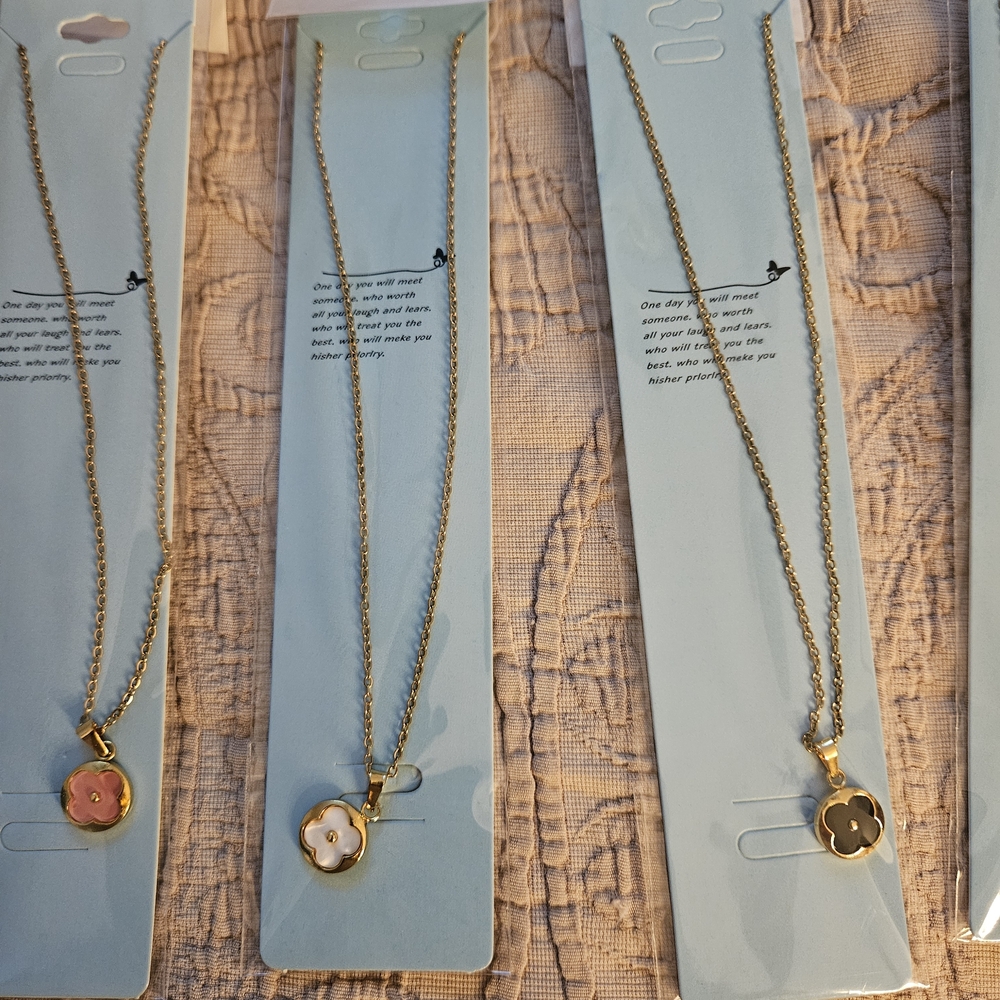 Stainless Steel Gold  Flower Pendant Necklaces